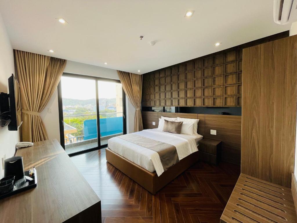 thu mua đồ khách sạn
