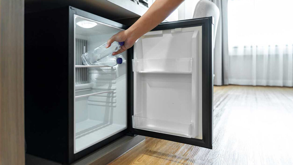 tủ lạnh bị chảy nước