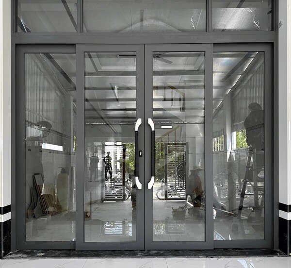 cửa nhôm xingfa 4 cánh