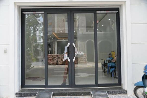 cửa nhôm xingfa 4 cánh