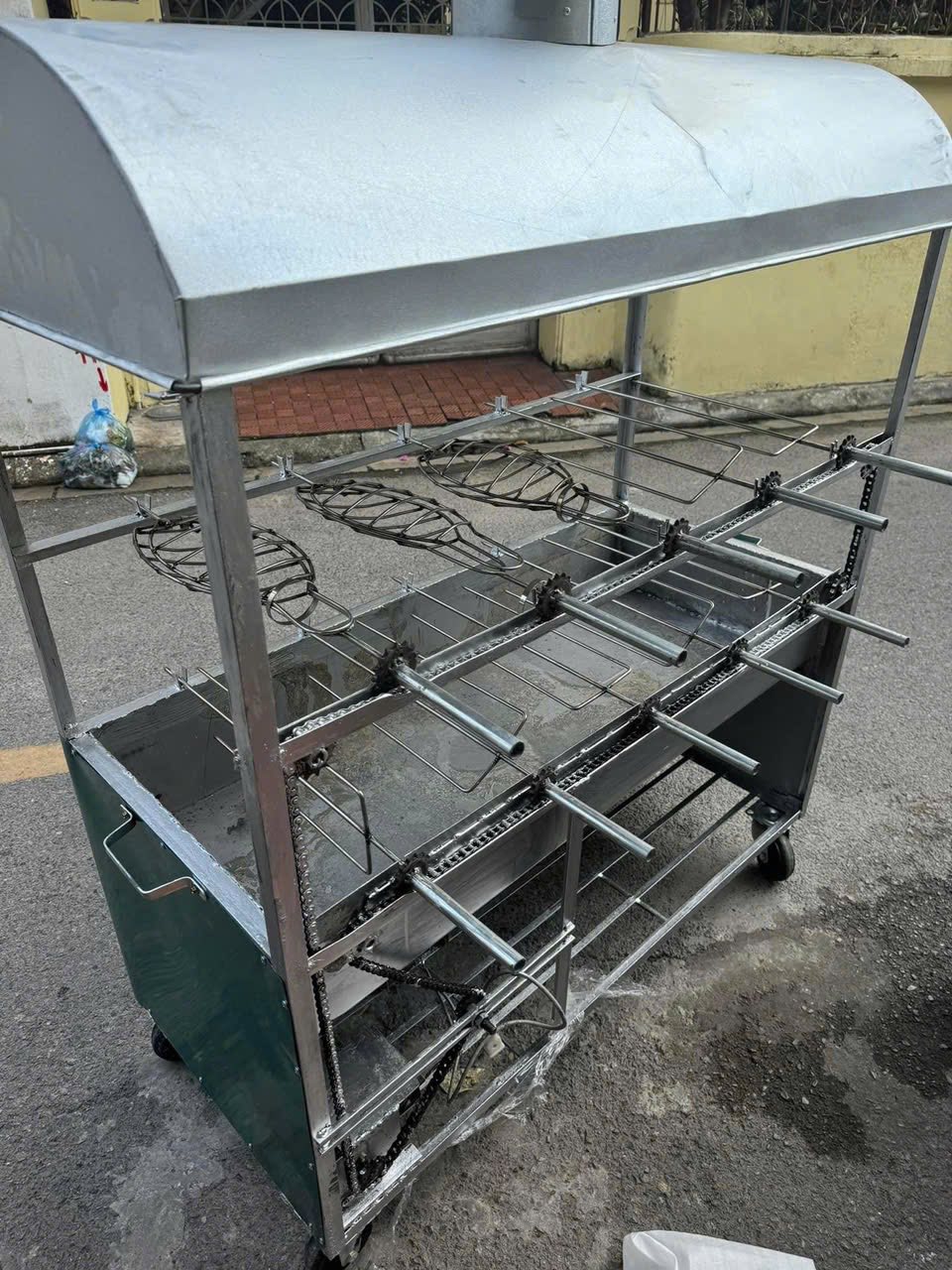 thanh lý lò quay nướng