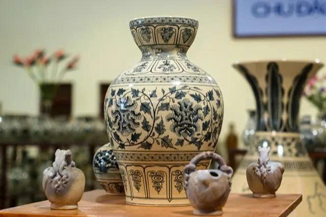 thu mua đồ gốm sứ cổ An Giang