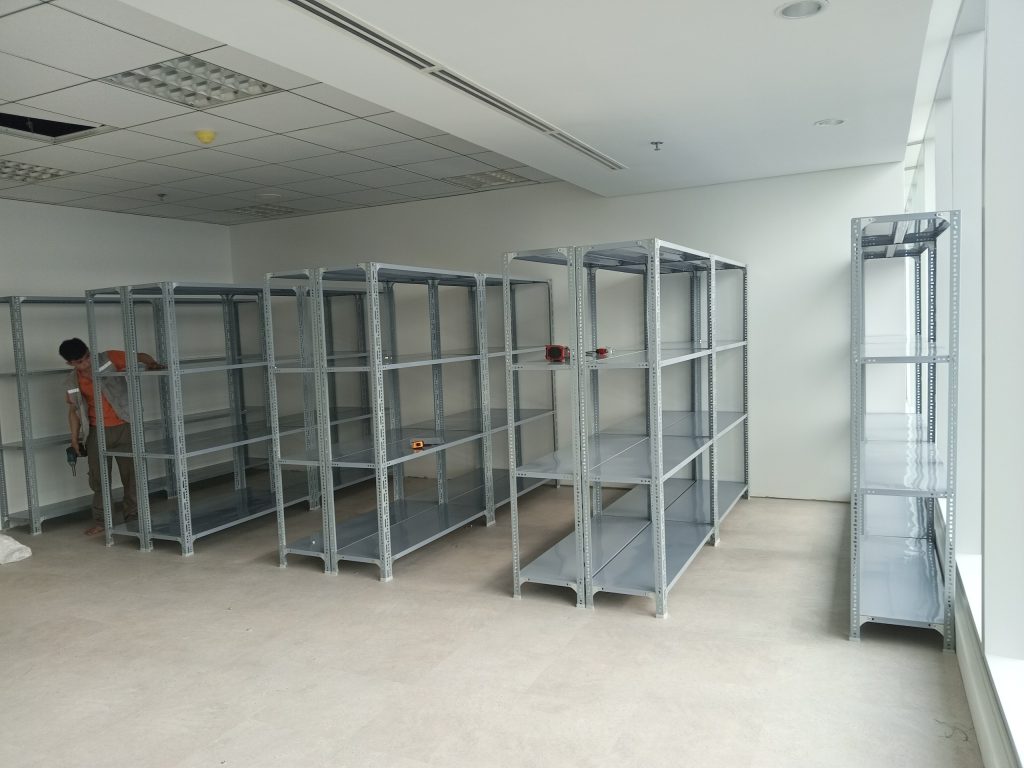 thu mua kệ sắt cũ